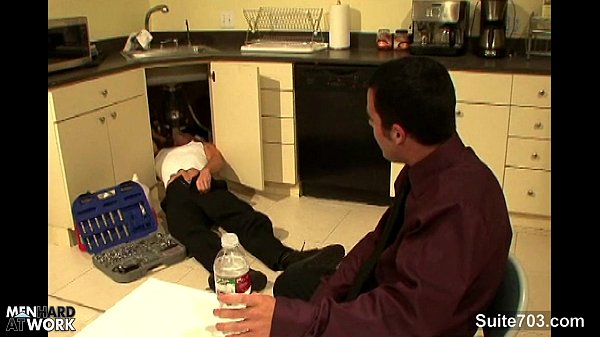 Horny queer gets mouth and bootie fucked