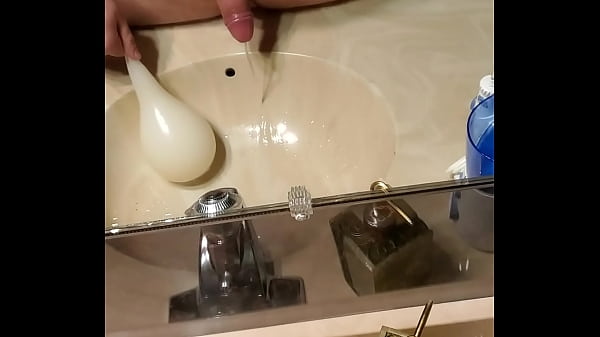 21 y/o packs rubber with spunk